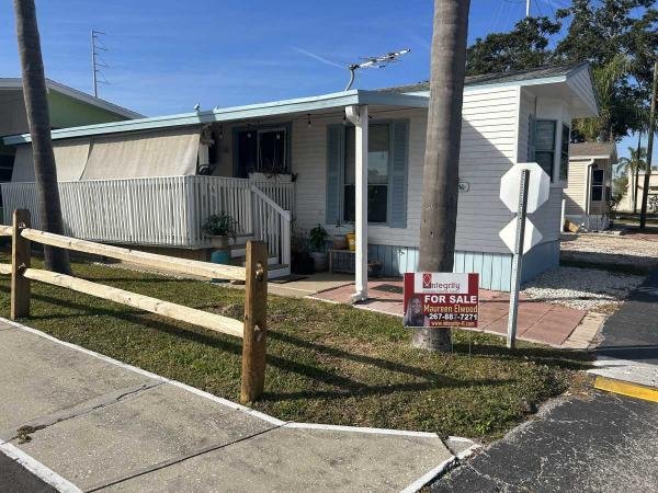 Photo 1 of 2 of home located at 10562 70th Avenue, J-11 Seminole, FL 33772