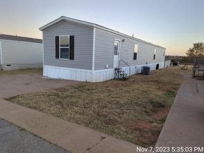 Mobile Home at 101 NW Main St Trlr Weatherford, OK 73096