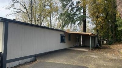 Mobile Home at 8745 Wood Village Ct Clackamas, OR 97015