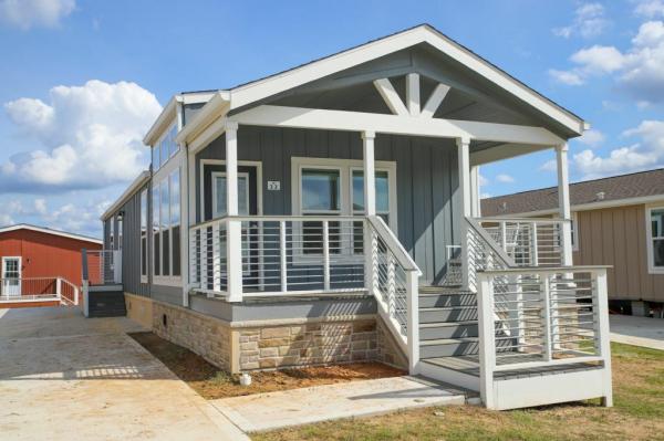 2023 Oak Creek Homes - Huntsville Mobile Home For Rent