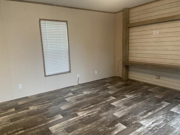 2019 CMH MANUFACTURING INC Mobile Home For Sale