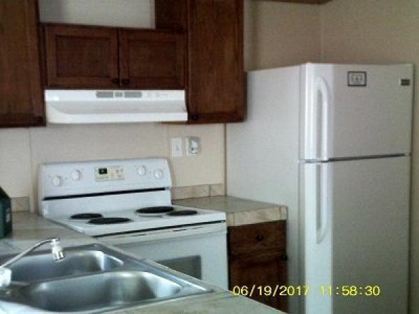 2000 Clayton Homes Inc Mobile Home For Sale