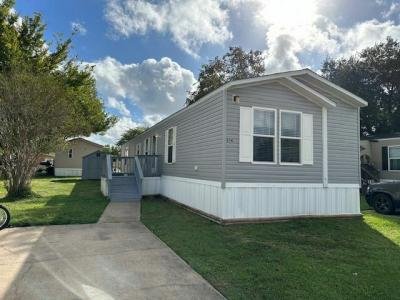 Mobile Home at 1938 Garden Rd Lot #106 Pearland, TX 77581