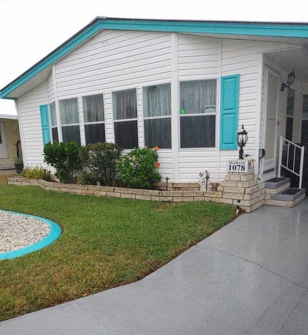 Photo 1 of 2 of home located at 1078 Dewitt St Sebring, FL 33872
