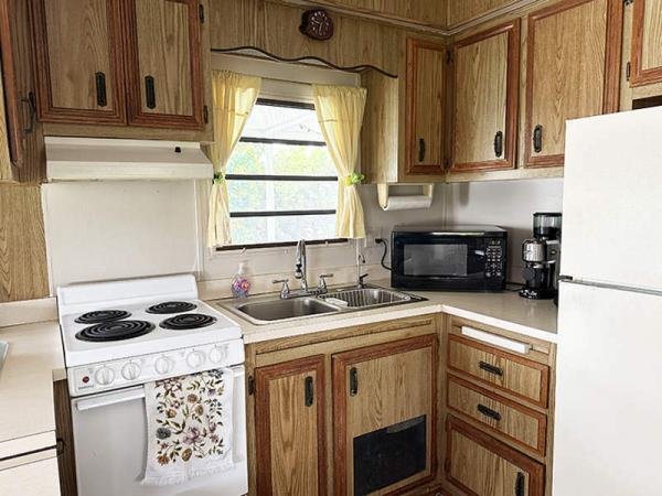1985 WOOD Manufactured Home