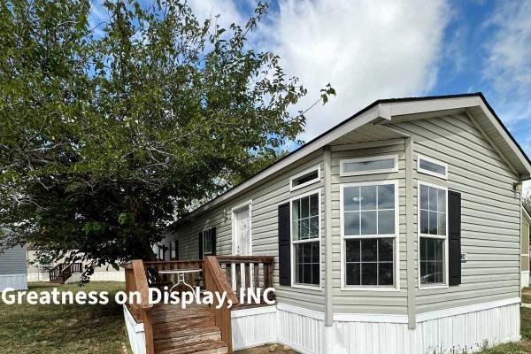 2015 DBA Southern Energy Homes Of T 45COM16723BH15 Manufactured Home