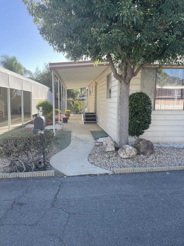 1970 Goldenwest Mobile Home