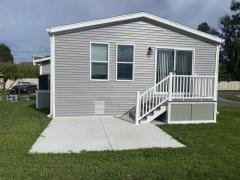 Photo 4 of 17 of home located at 40B Dale Drive Tavares, FL 32778
