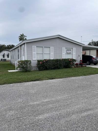 Mobile Home at 510 Lake Larch Way Lakeland, FL 33805