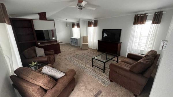 2023 Solitaire Mobile Home For Rent