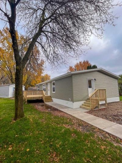 Mobile Home at 64 Lee Street Forest Lake, MN 55025
