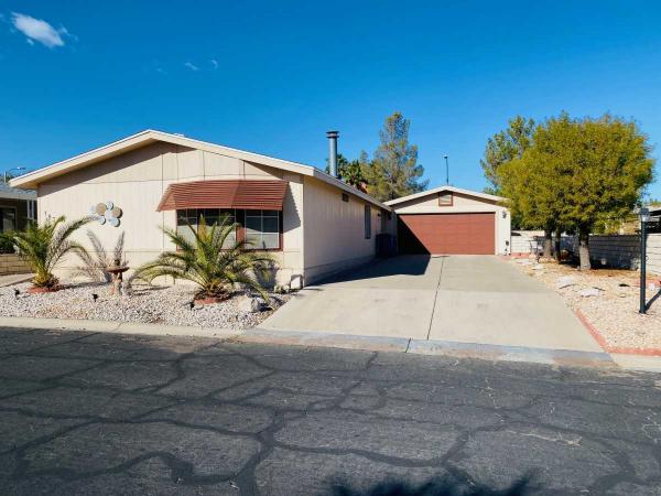1990 CAVCO Mobile Home For Sale