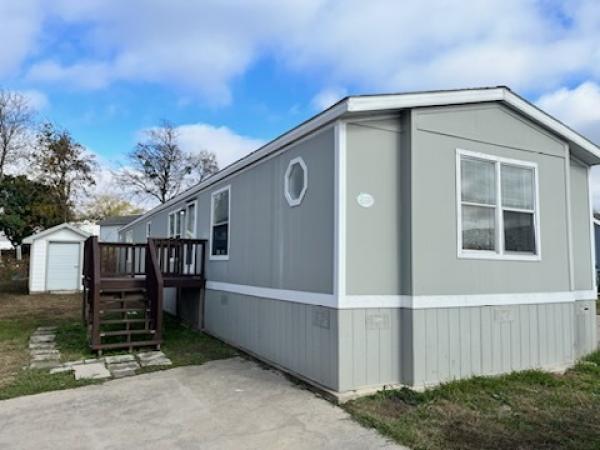 2010 Legacy Housing LTD Mobile Home For Rent