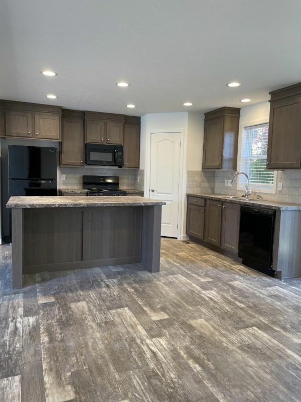 2022 Clayton Homes Inc Mobile Home For Sale