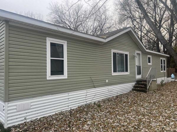 1999  Mobile Home For Sale