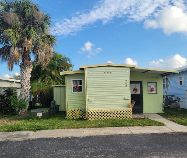 Mobile Home For Sale 208 White Squirrel Circle Ruskin, FL