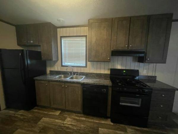2018 CLAYTON 96PLH16663AH18S Manufactured Home