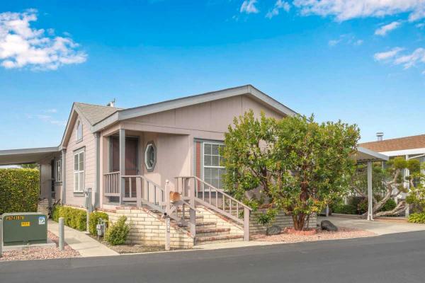 1998 Skyline Glen Haven Manufactured Home