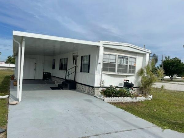 1974 OAKM Mobile Home For Sale