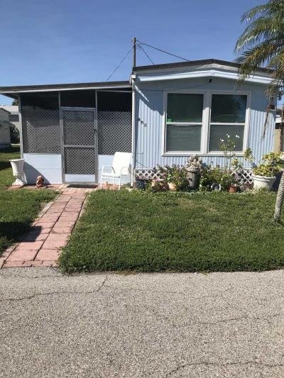 Mobile Home at 804 Yucca Ct Naples, FL 34110