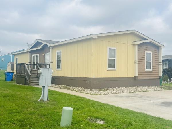 2013 Clayton Mobile Home For Rent