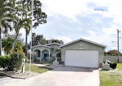 Mobile Home at 1065 La Paloma Blvd North Fort Myers, FL 33903