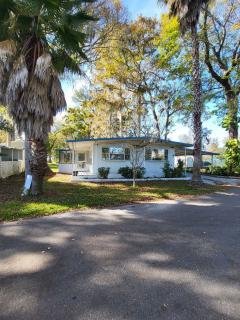 Photo 1 of 8 of home located at 8 Gatehouse Court Daytona Beach, FL 32119