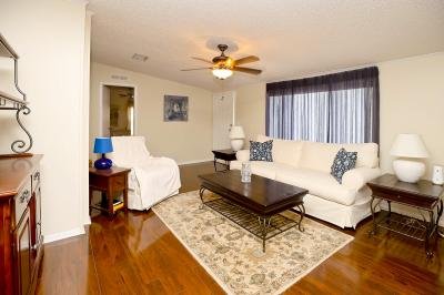 Mobile Home at 12850 W State Road 84, #44I-Pl Fort Lauderdale, FL 33325