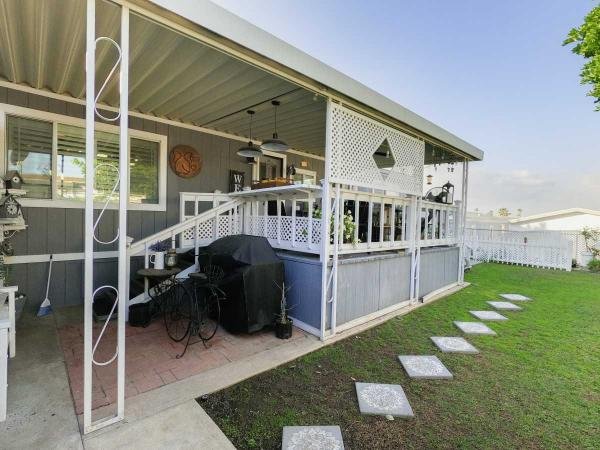 1983 Goldenwest Manufactured Home