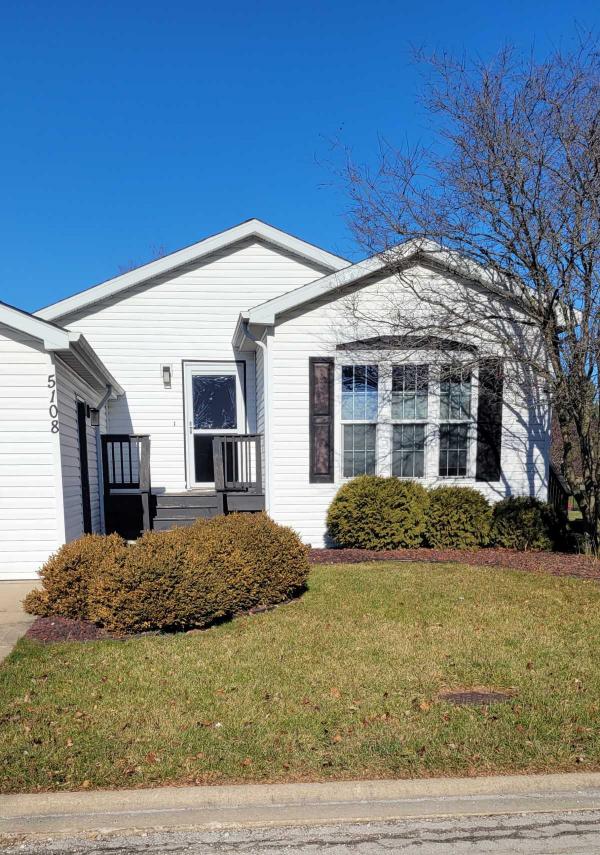 2004 Commodore Mobile Home For Sale 5108 Wing Foot Dr. Monee, IL