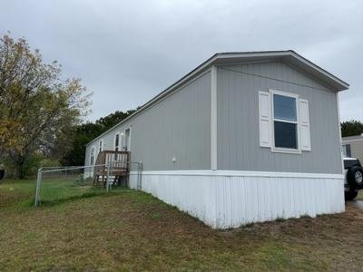 Mobile Home at 1704 Martin Luther King Jr Blvd Lot 225 Killeen, TX 76543