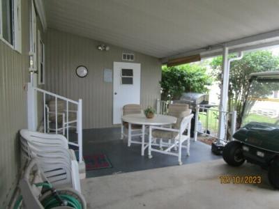 Photo 5 of 41 of home located at 1510 Ariana St. #390 Lakeland, FL 33803