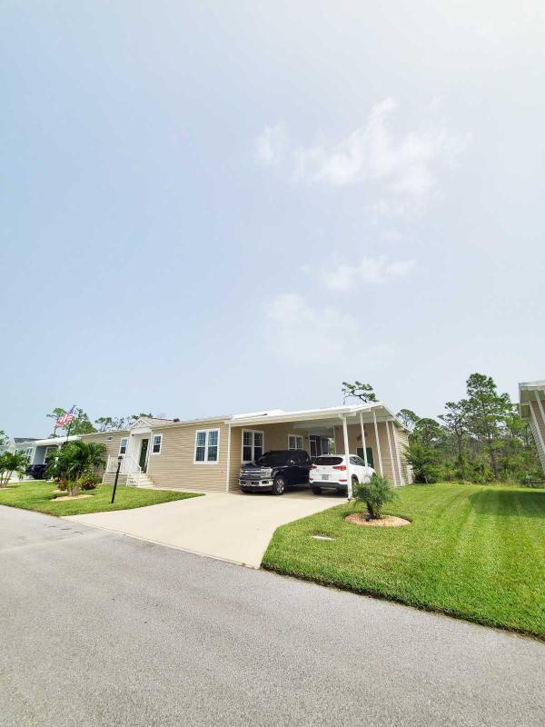 Photo 1 of 2 of home located at 12116 SW County Rd 769, Lot #27 Lake Suzy, FL 34269