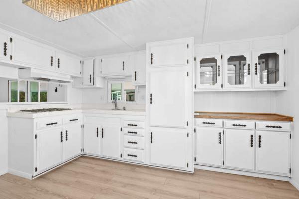 1969 Broadmore Manufactured Home
