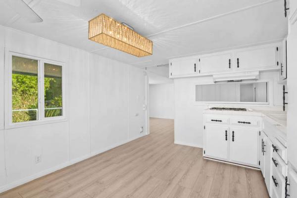 1969 Broadmore Manufactured Home