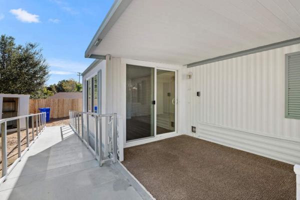 1969 Broadmore Manufactured Home