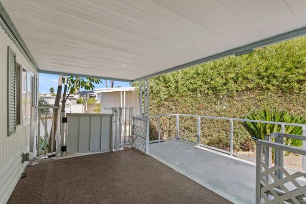 1969 Broadmore Manufactured Home