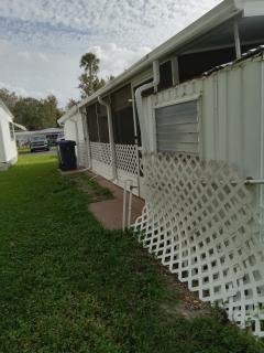Photo 3 of 17 of home located at 871 E Colonial Circle Daytona Beach, FL 32117