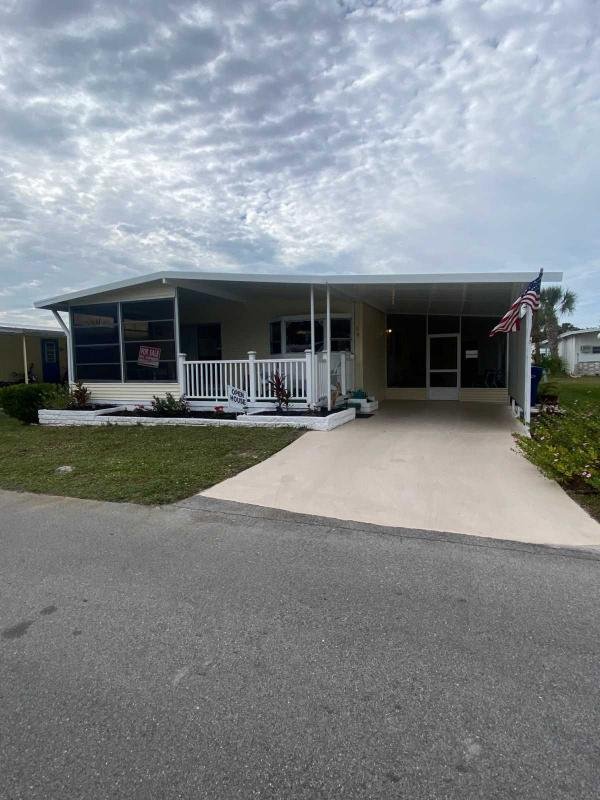 Photo 1 of 2 of home located at 59 Colony Drive North Ellenton, FL 34222
