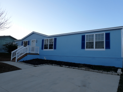 Mobile Home at 7460 Kitty Hawk Rd Site 179 Converse, TX 78109