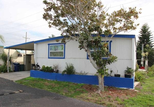 Low Lot Rent! And Just 8 miles to Siesta Bch Manufactured Home