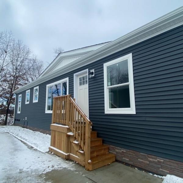 5181 Millstone Lane Milford, MI MHVillage