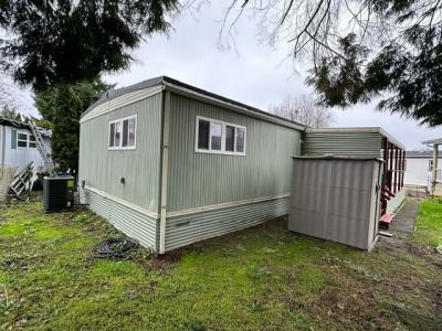 Photo 4 of 18 of home located at 2200 Lancaster Drive SE, Sp. #5B Salem, OR 97301