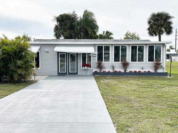 1986 Park Manufactured Home