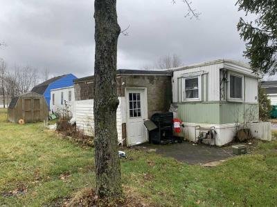 Mobile Home at 6763 Minnick Road, Lot 53 Lockport, NY 14094