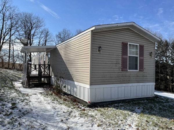 2001 Clayton Royalty Manufactured Home