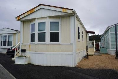 Mobile Home at 404 4th Ave Pacifica, CA 94044
