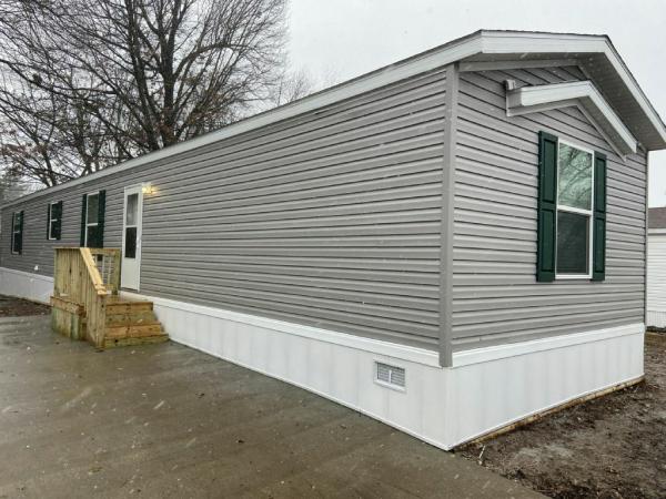2024 Clayton Mobile Home For Sale | 3731 S. Glenstone Ave., #274