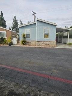Photo 3 of 17 of home located at 830 S. Azusa Ave. Azusa, CA 91702