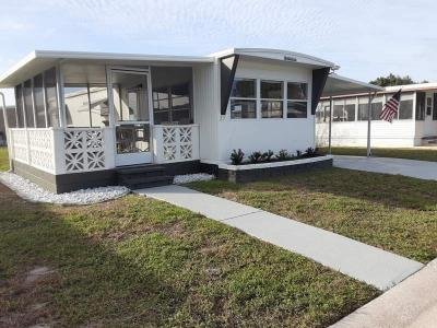 Mobile Home at 21 Cherry Ave Bradenton, FL 34207